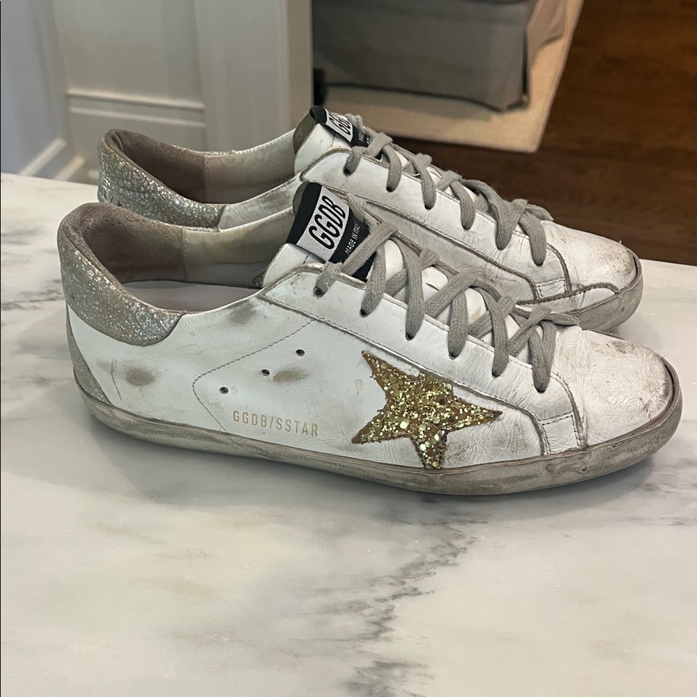 Authentic Golden Goose Sneakers size 39